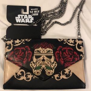 Star Wars clutch with chain